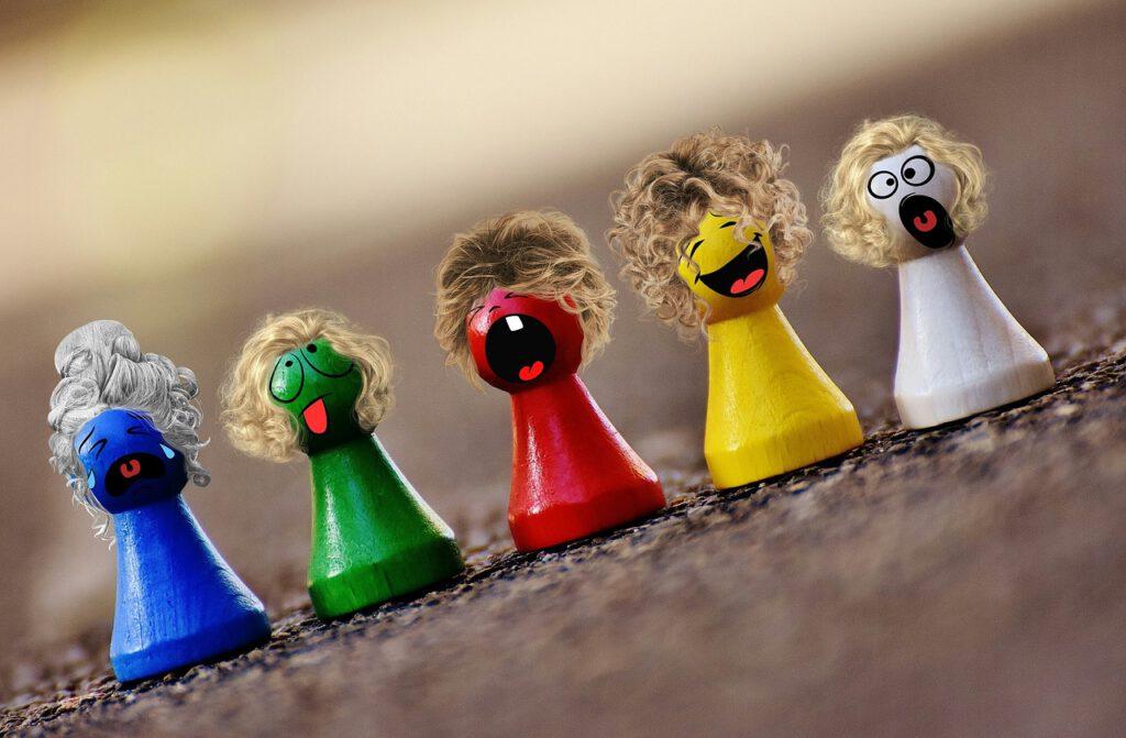 Londji, Spielen